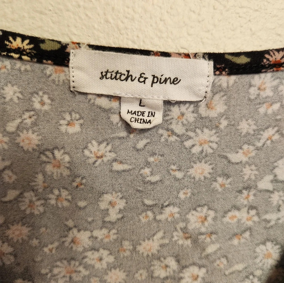 Black floral Stitch and Pine dress size large‎ - Picture 12 of 12